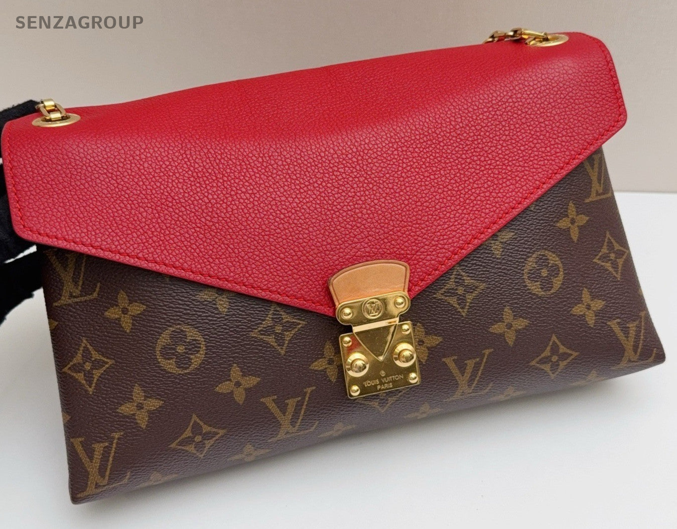 Louis Vuitton Monogram Chain Shoulder Bag Red Brown Gold Women Classic