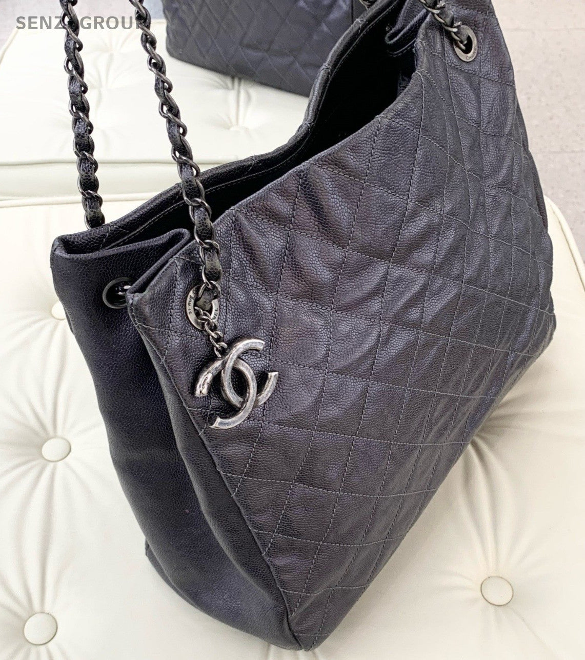 Chanel Diamond Calfskin Chain Tote Shoulder Bag Gray Silver Used Women Classic