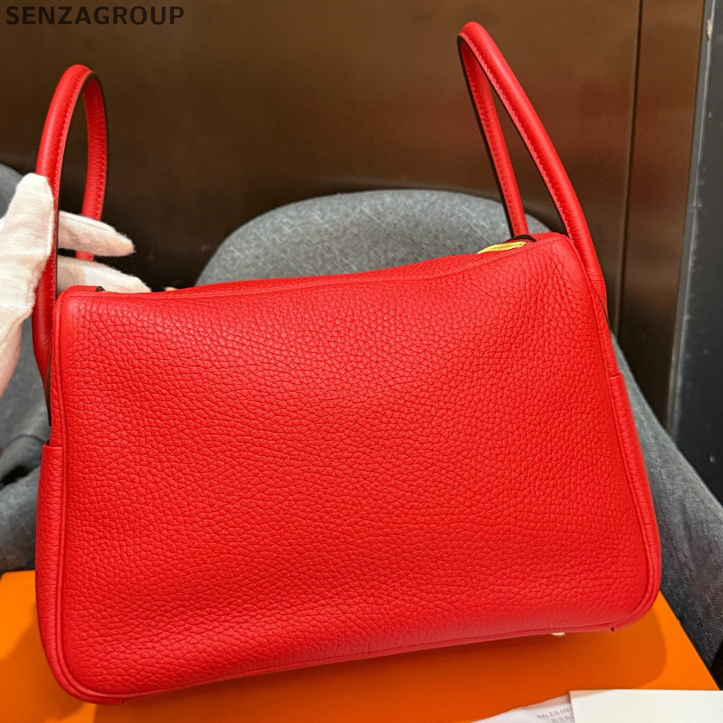 Hermès Lindy 26 Bag Red Gold Hardware Shoulder Tote Classic Women