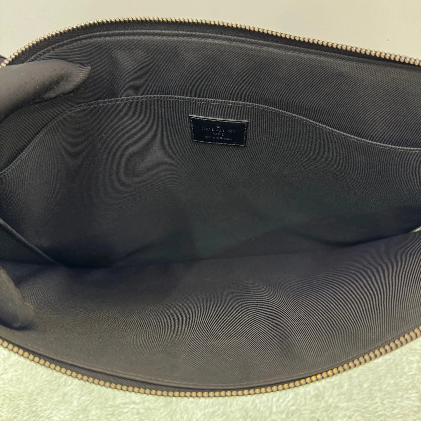Louis Vuitton Damier Canvas Handbag For Women