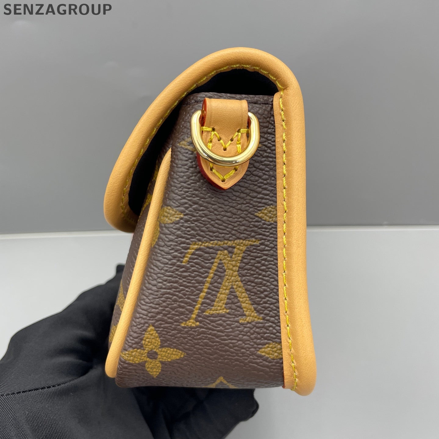 Louis Vuitton Mini Monogram Fendi Baguette Brown Crossbody Bag Classic Women