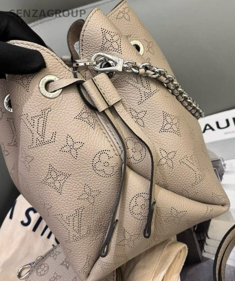 Louis Vuitton Bella  Shoulder Bag Crossbody Gray Silver Used Women Classic
