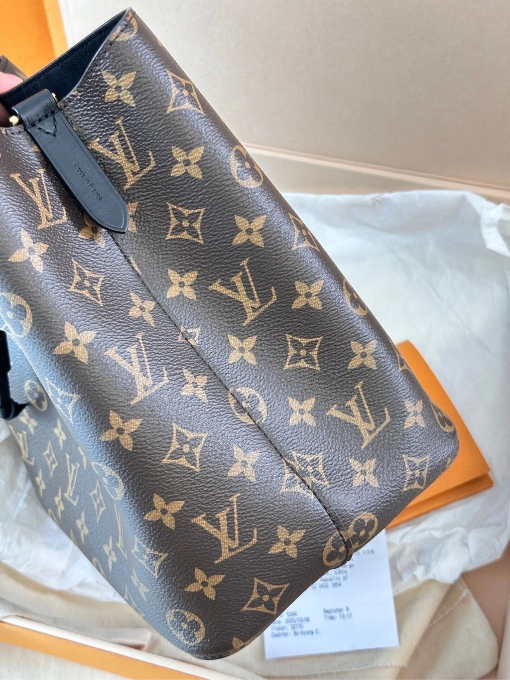Louis Vuitton Canvas Bucket Shoulder Bag For Women