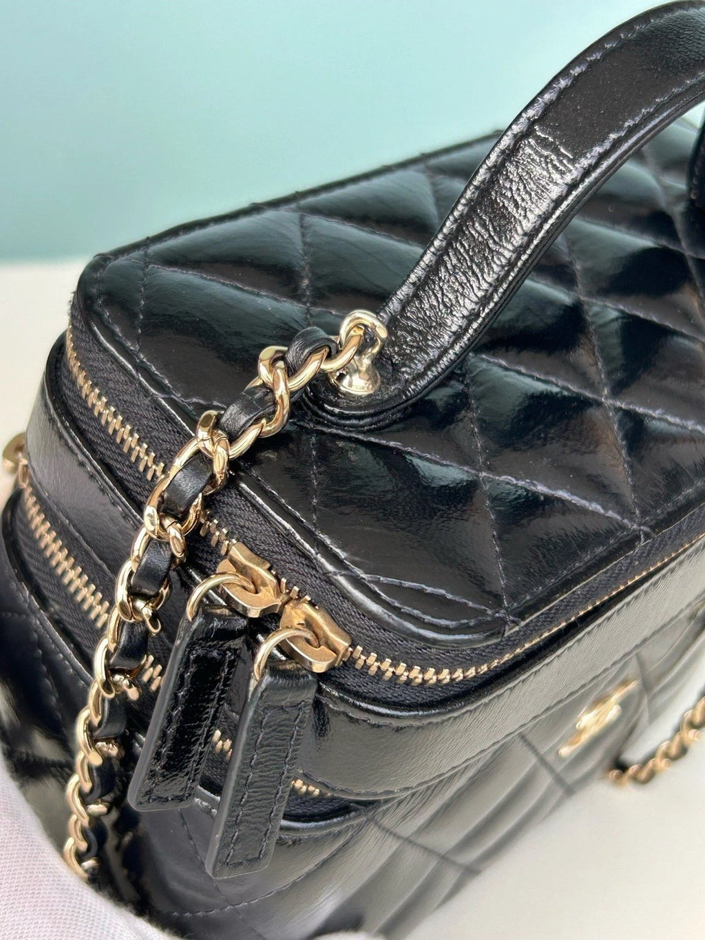 Chanel Diamond Calfskin Chain Top Handle Crossbody Black Gold Women Classic