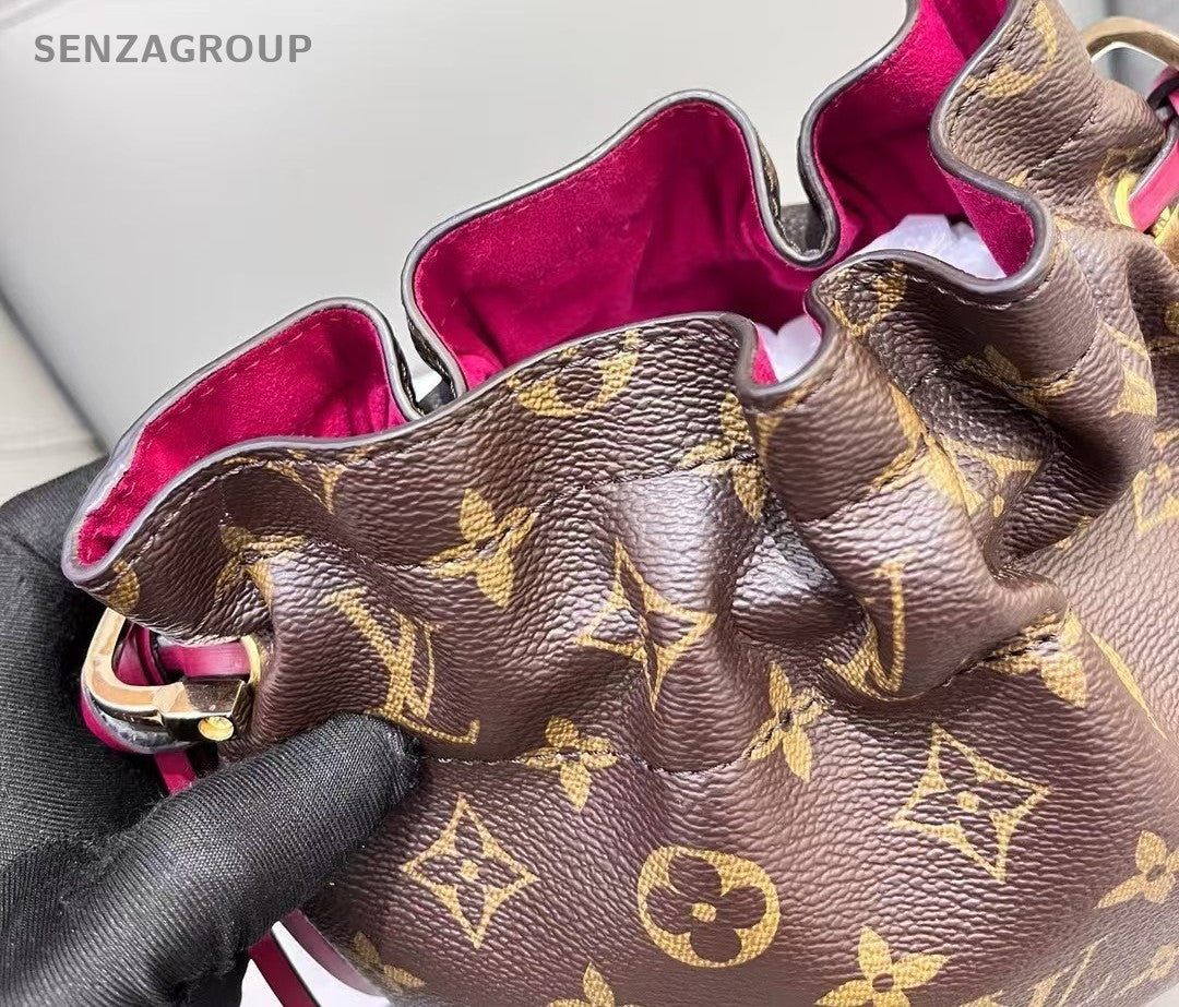Louis Vuitton Monogram Handbag Clutch Bag Women Brown
