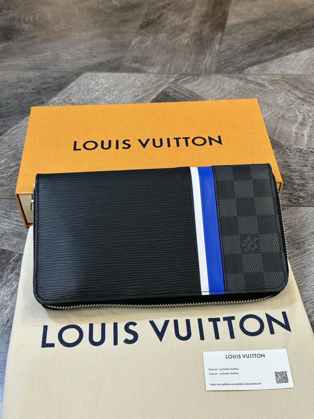 Louis Vuitton Zippy Black Epi Canvas Long Zip Wallet Clutch For Women
