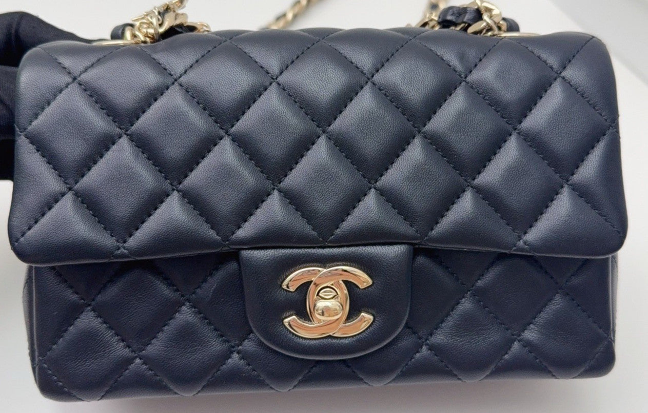 Chanel  Classic Flap Mini Lambskin Chain Shoulder Bag Crossbody Black Women