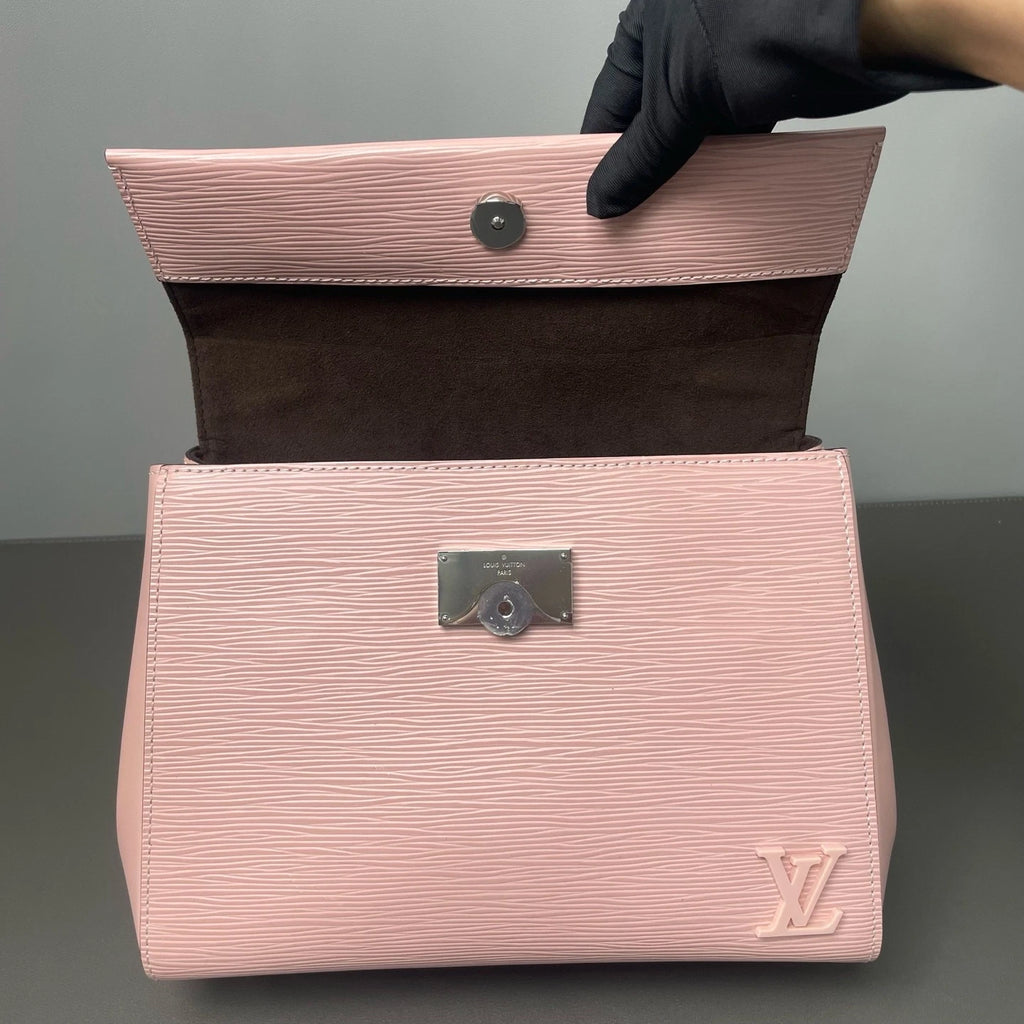 Louis Vuitton Cluny Epi Pink Crossbody Handbag Excellent