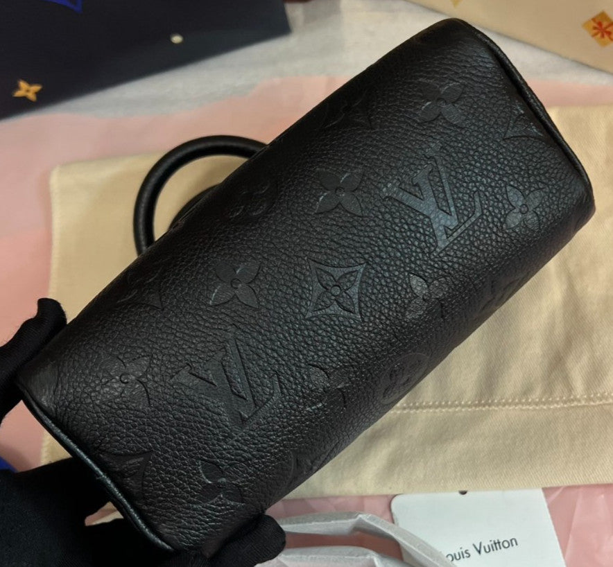 Louis Vuitton Speedy Nano Top Handle Bag Crossbody Black Gold Used Women Classic