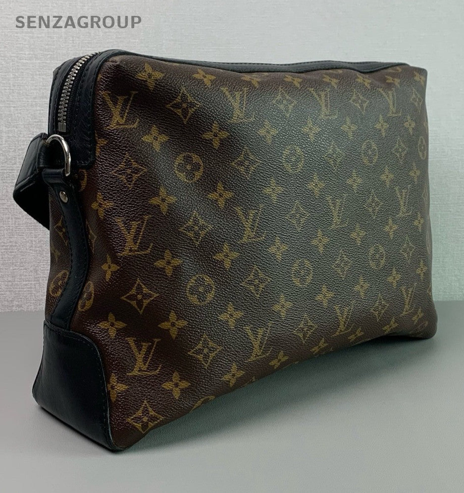 Louis Vuitton Monogram Torres Man‘s Briefcase Crossbody bag
