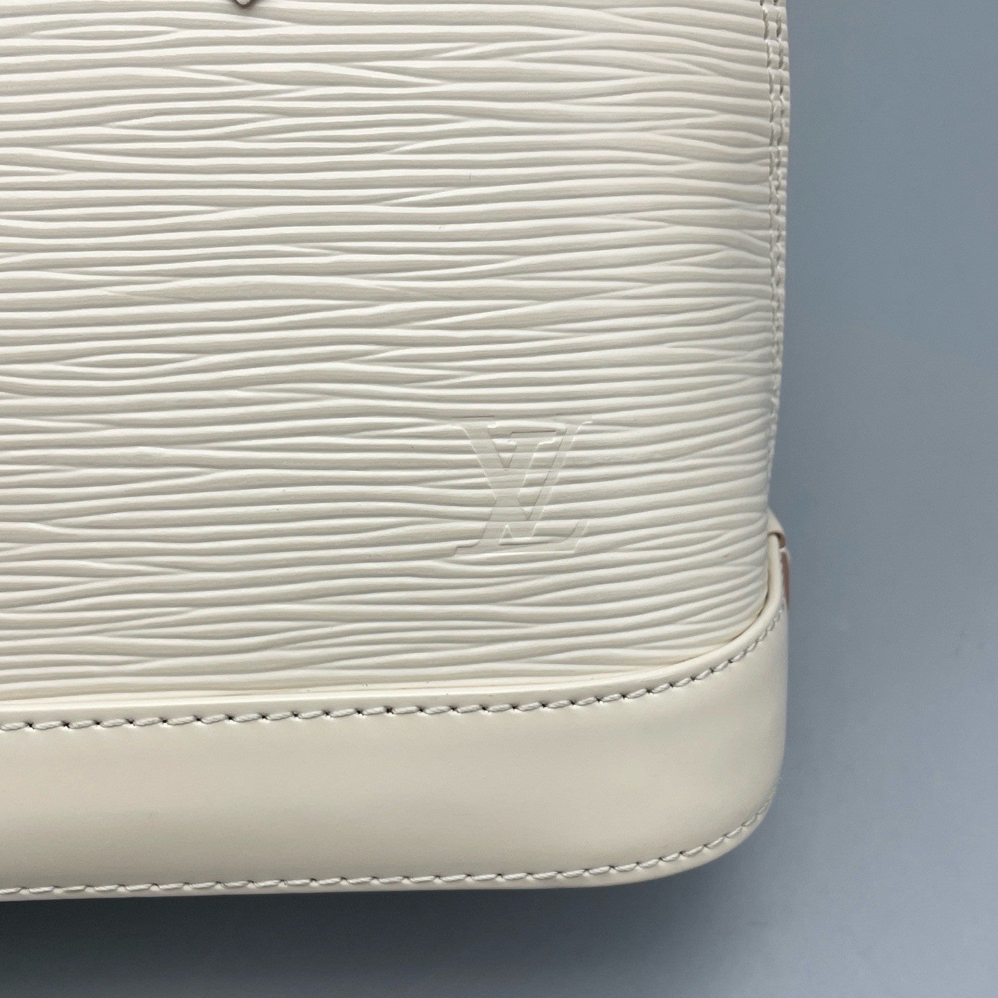 Louis Vuitton Alma bb Water ripples Top Handle 2way Shoulder Handbag White
