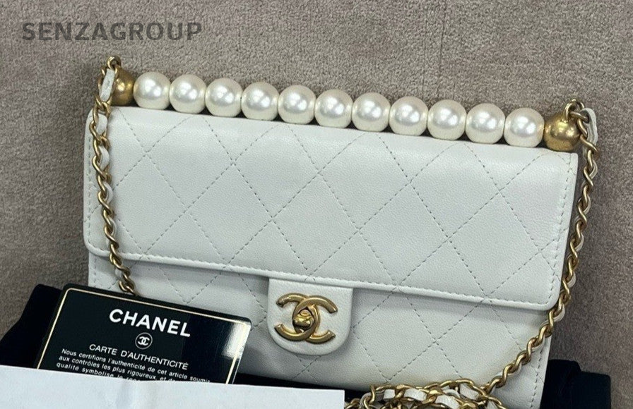 CHANEL Woc Pearl Limited Edition Chain Shoulder bag Crossbody White Gold Women