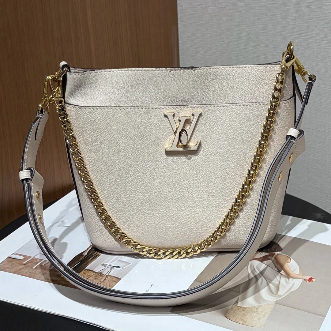 Chip Version Louis Vuitton Lock and Walk Calfskin White Bucket Shoulder Bag GHW