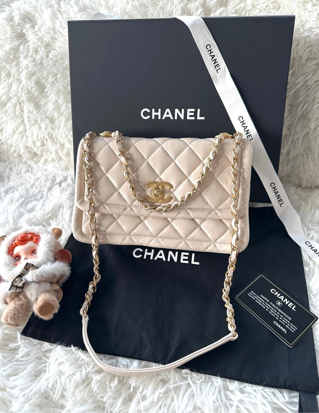 Chanel Light Beige Lambskin Tofu Messenger Crossbody Handbag For Women