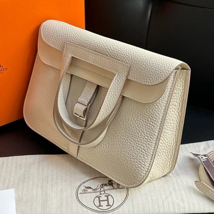 Excellent Condition Hermes Halzan 2Way White Handbag Crossbody Silver Hardware