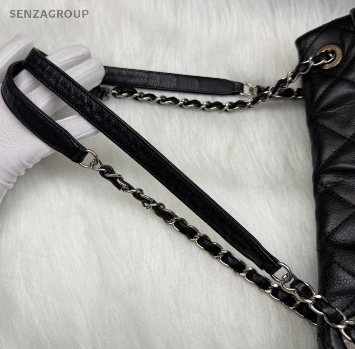 Chanel Diamond CC Logo Chain Shoulder Bag Black Silver Women Classic