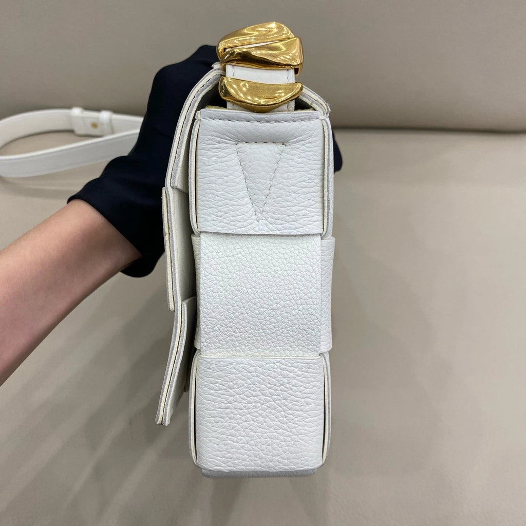 Bottega Veneta White Calfskin Crossbody Bag For Women