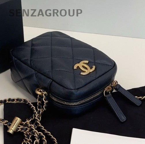 Chanel Diamond Calfskin Chain Crossbody Shoulder Bag Black Gold Women Classic