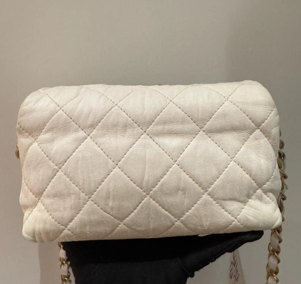 Chanel Diamond Hobo Chain Top Handle Bag Crossbody White Gold Used Women Classic