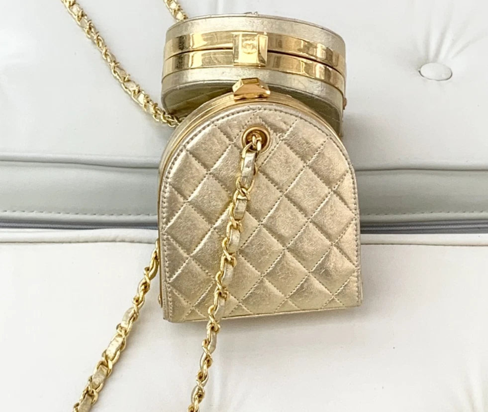 CHANEL Vintage Calfskin Gold Shoulder Bag Crossbody Bag Women S