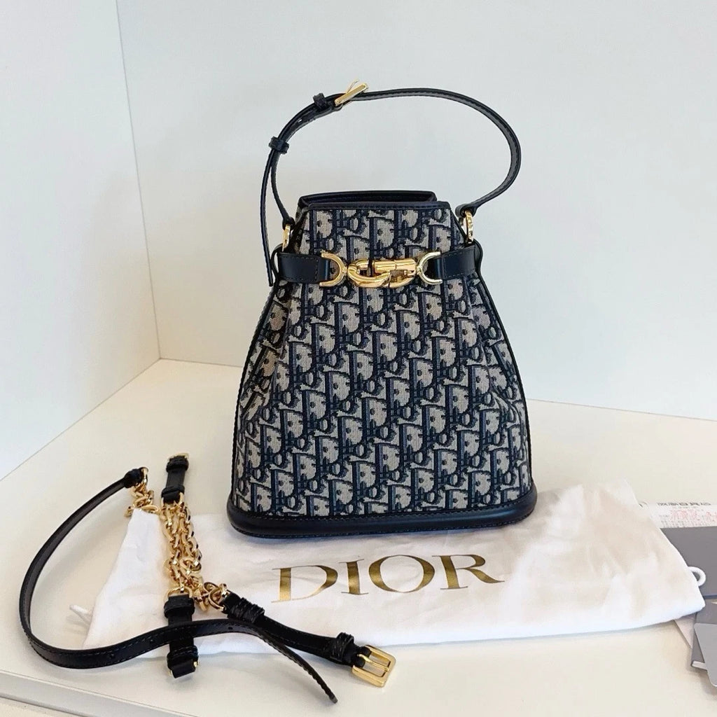 Excellent Christian Dior C'est MM Oblique Bucket Handbag Crossbody Gold Hardware