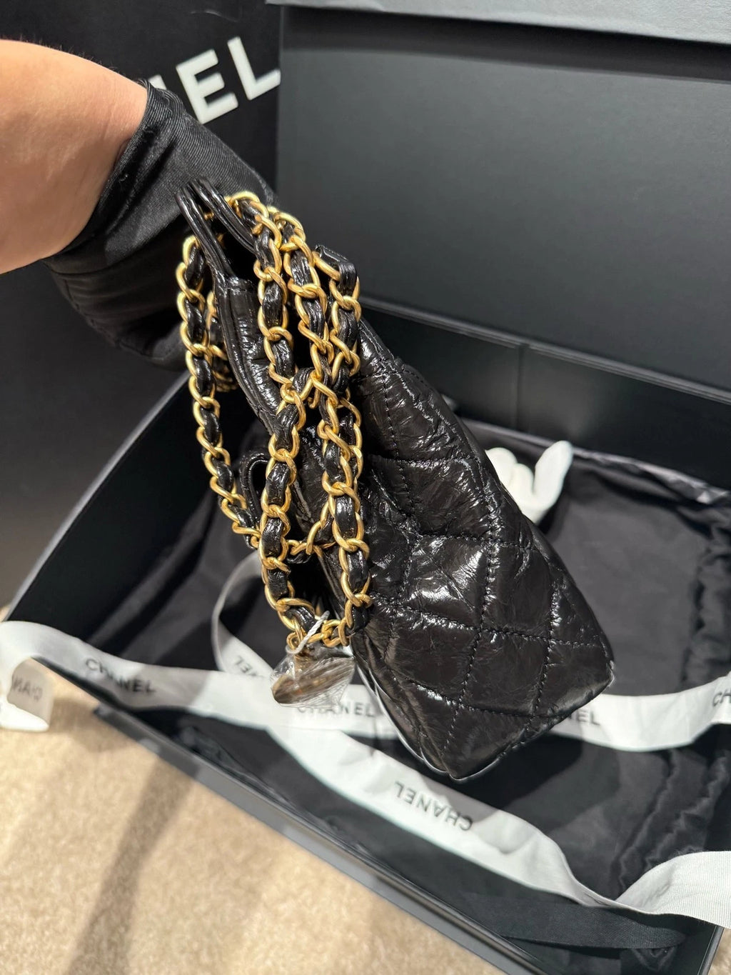 New CHANEL Black Lambskin Hobo Shoulder Bag For Women