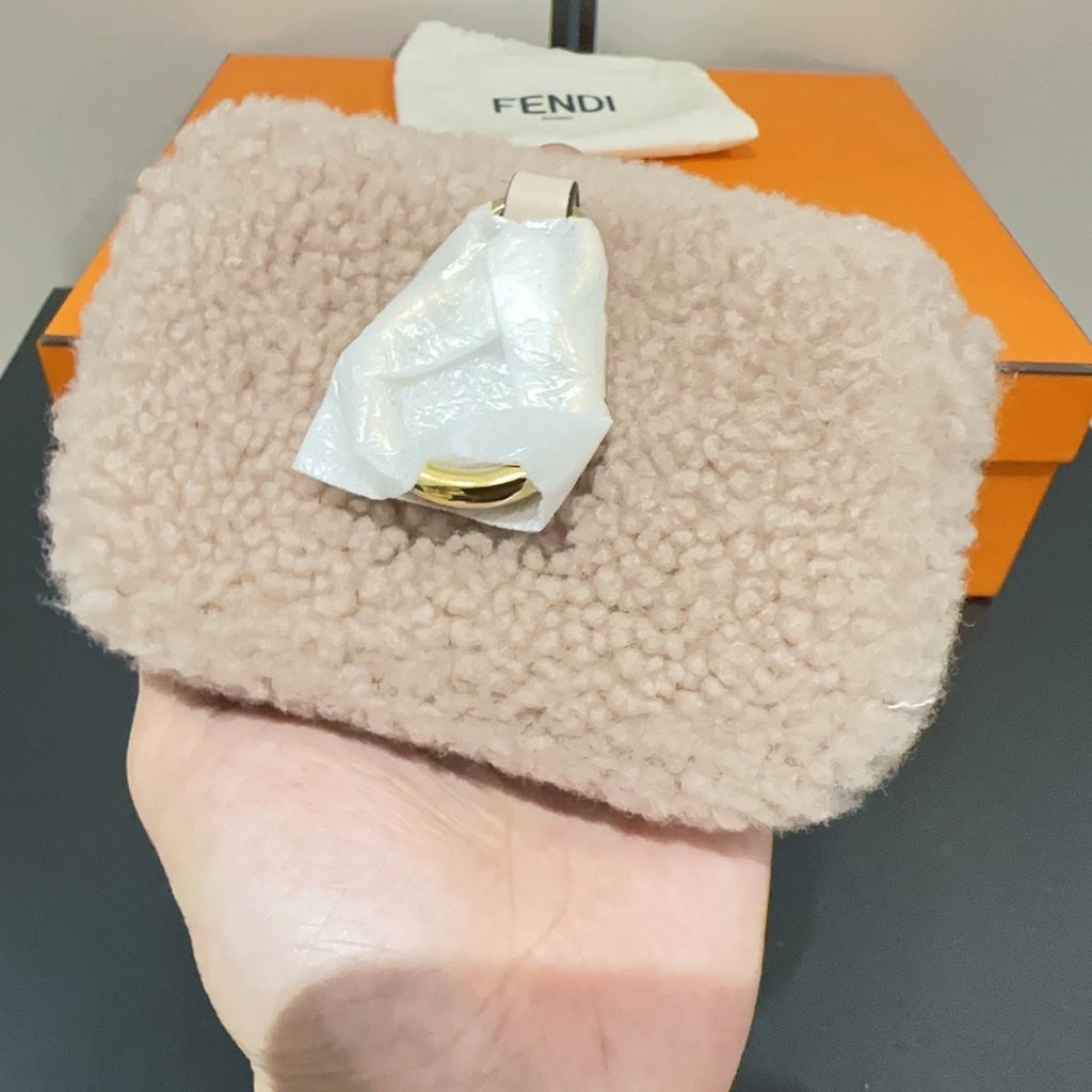 Fendi Baguette Nano Gold Logo Lambskin Shoulder Coin Purse Women
