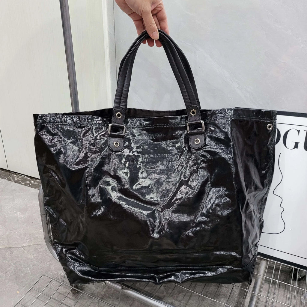 GUCCI Black Patent Tote Handbag Shoulder Bag For Women