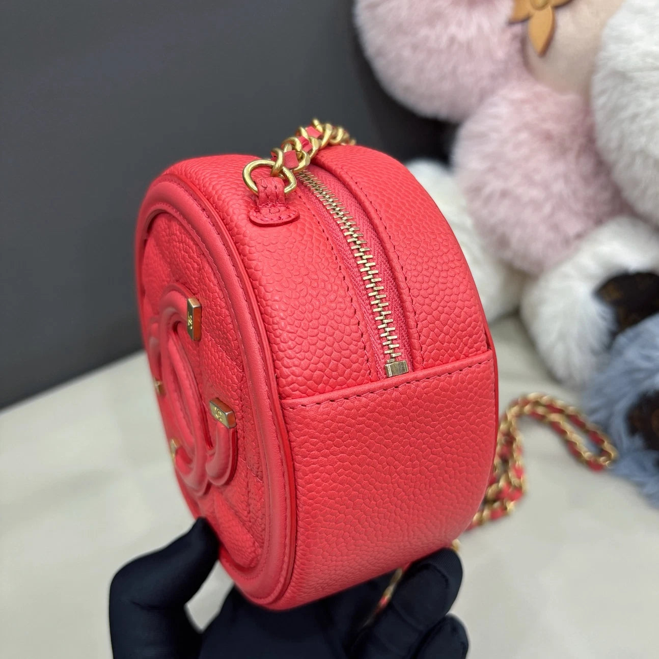Chanel Diamond Round Bag Chain Crossbody Red Gold Women Classic