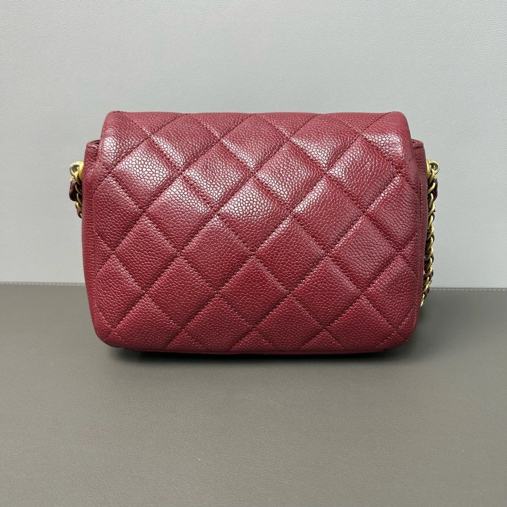 CHANEL Women Burgundy Leather Mini Square Chain Crossbody Chip Version