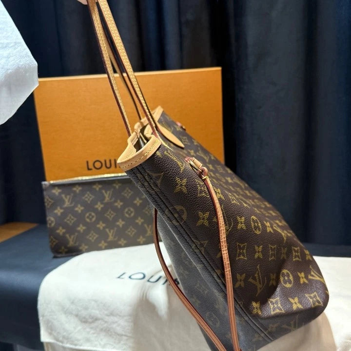 Louis Vuitton Neverfull MM Monogram Tote Shoulder Bag Brown Women D
