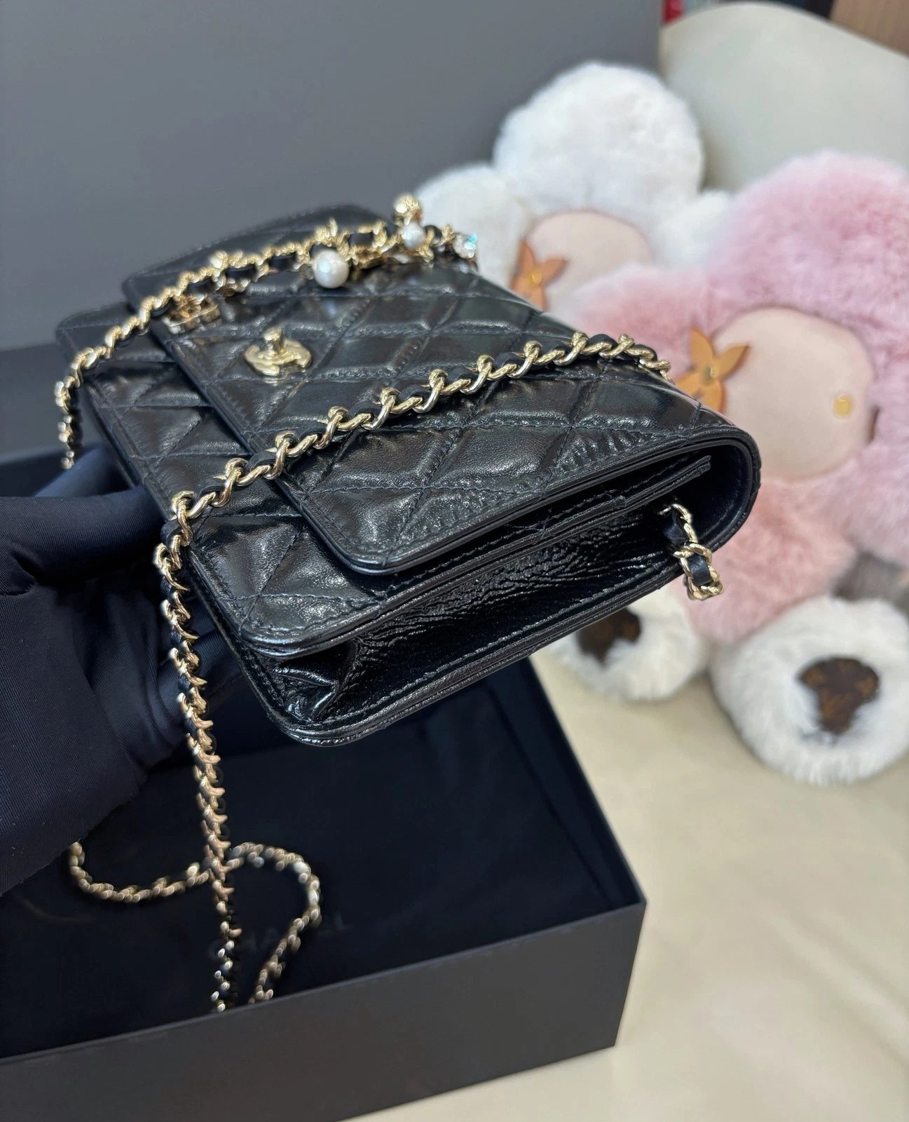 Chanel WOC Diamond Chain Shoulder Crossbody Black Gold Women Classic Fashion