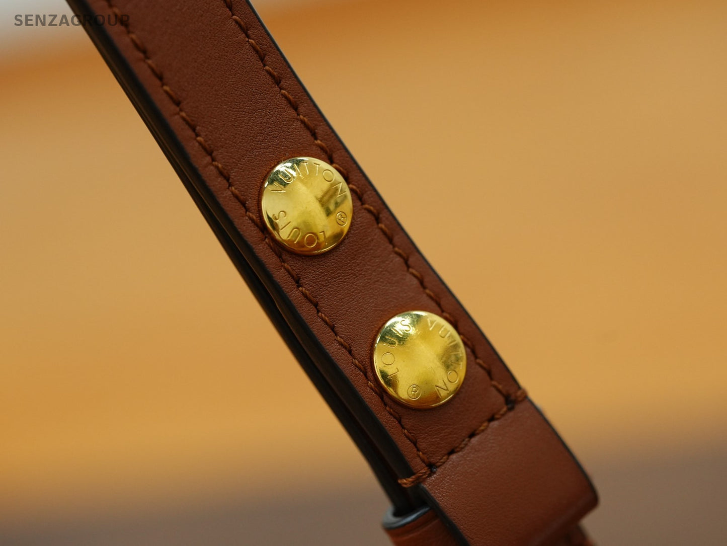 Louis Vuitton Dauphine PM Monogram Shoulder bag Crossbody Almost Brand NEW Women