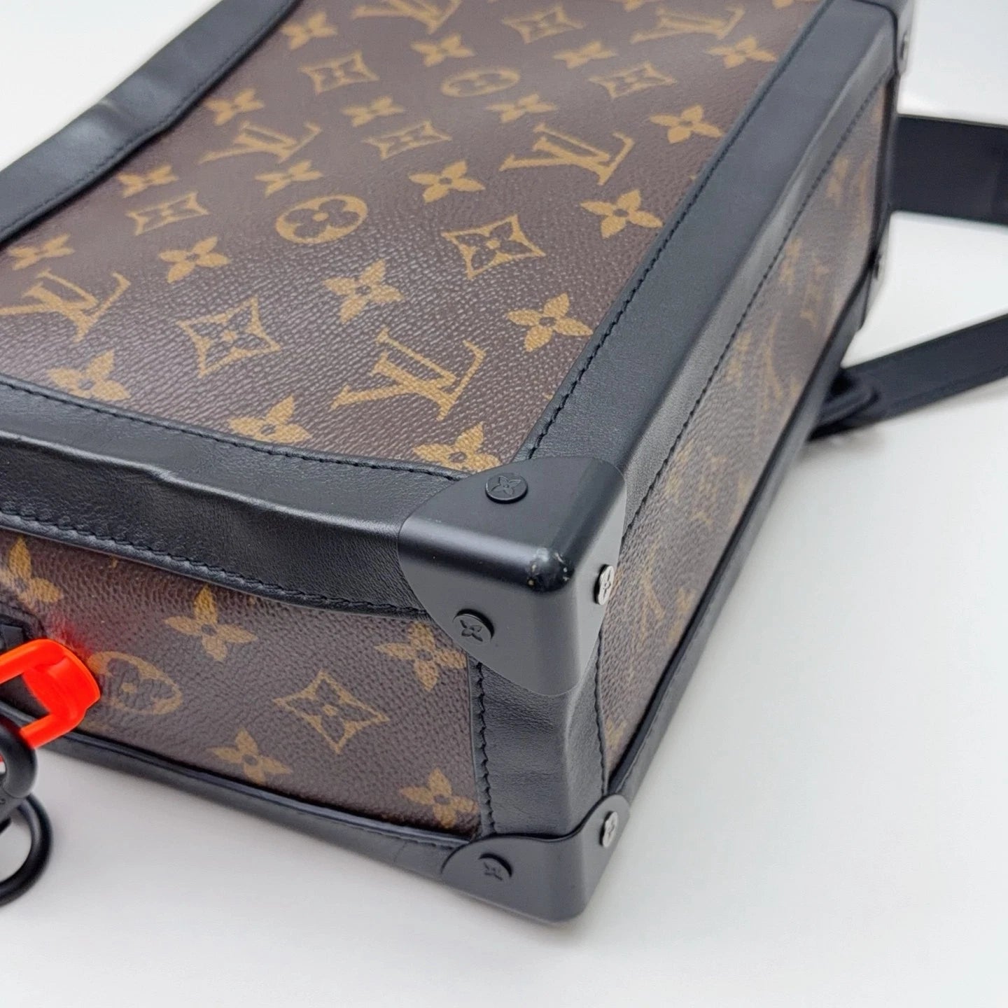 Louis Vuitton Soft Trunk MM Monogram Shoulder Bag Crossbody Unisex Adults