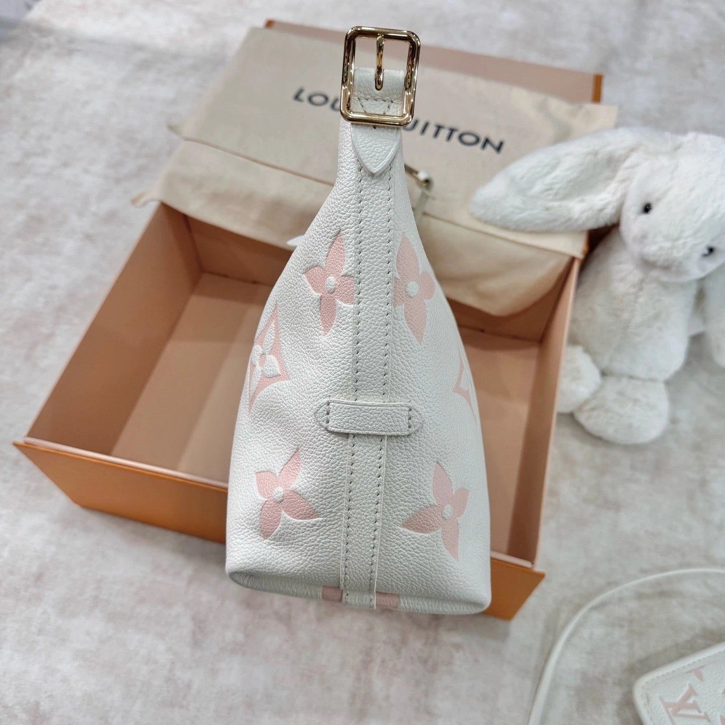 Louis Vuitton Carryall Leather Tote Bag Excellent