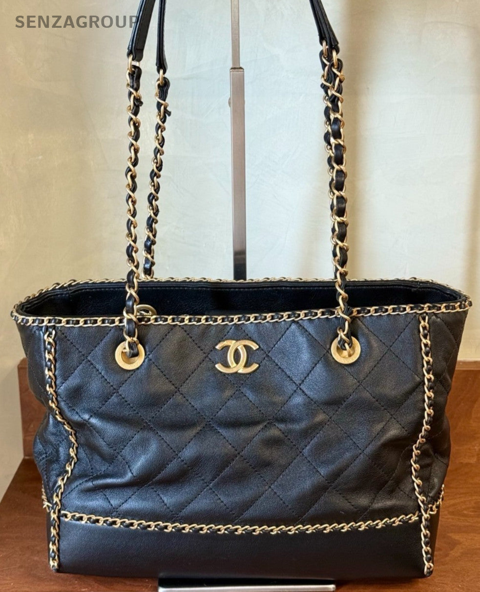 Chanel Lambskin Chain CC Logo Tote Shoulder Bag Black Gold Used Women Classic