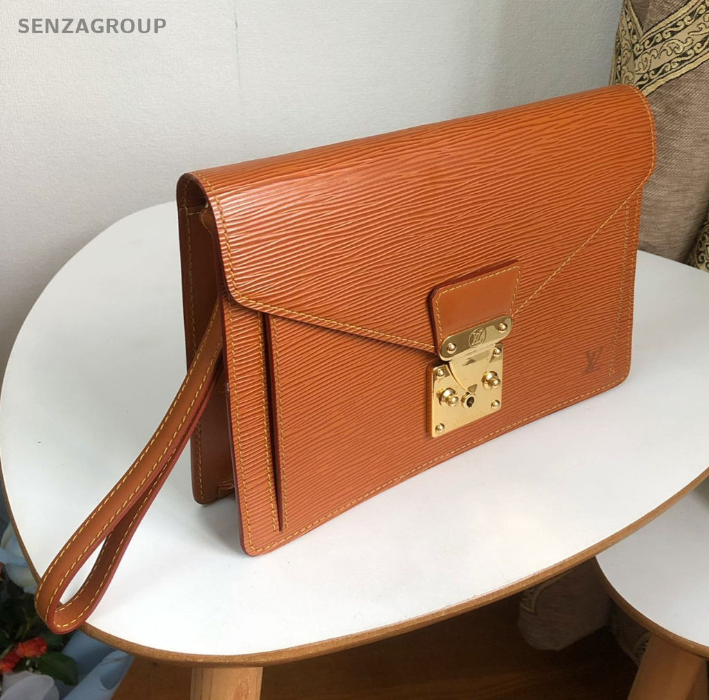 Louis Vuitton Epi Leather Handbag caramel color with Gold Women