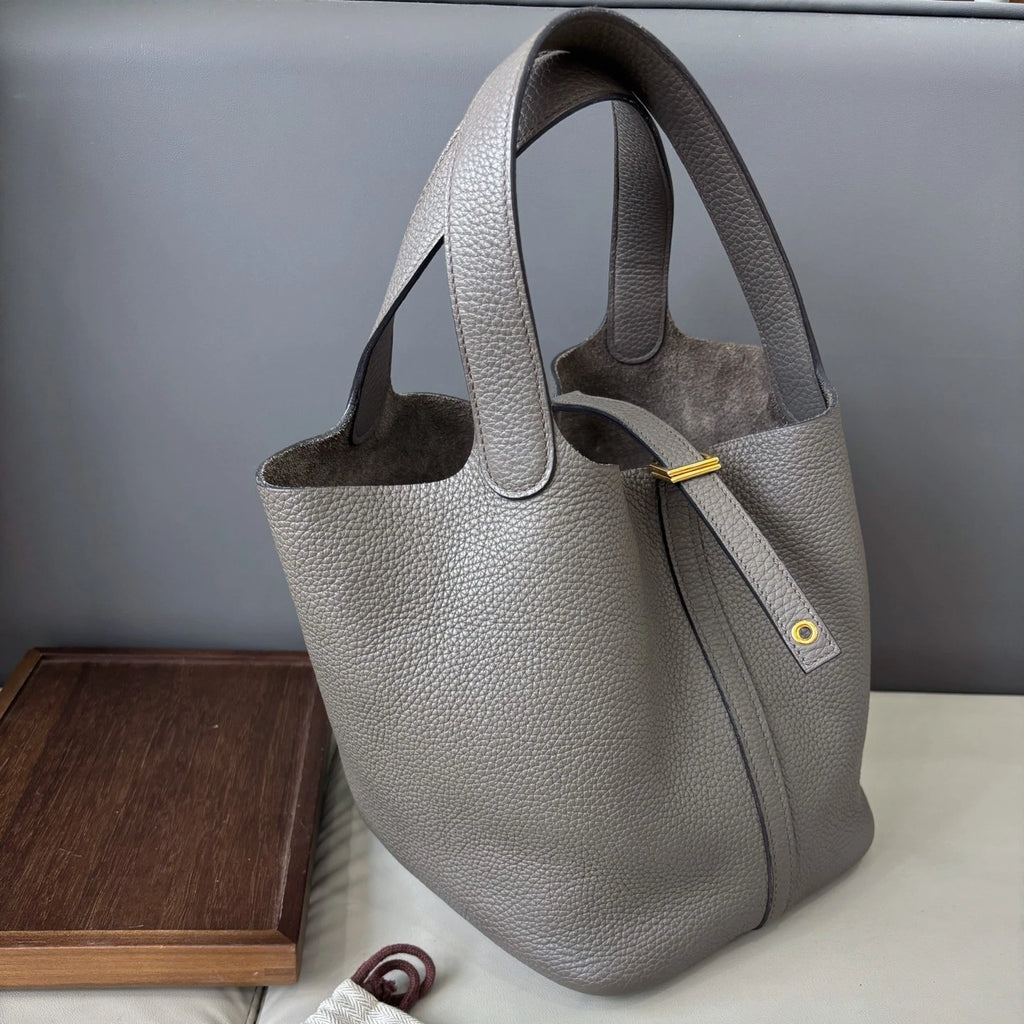 Authentic Hermes Picotin22 Gray Tote Handbag Gold Hardware with Key Lock