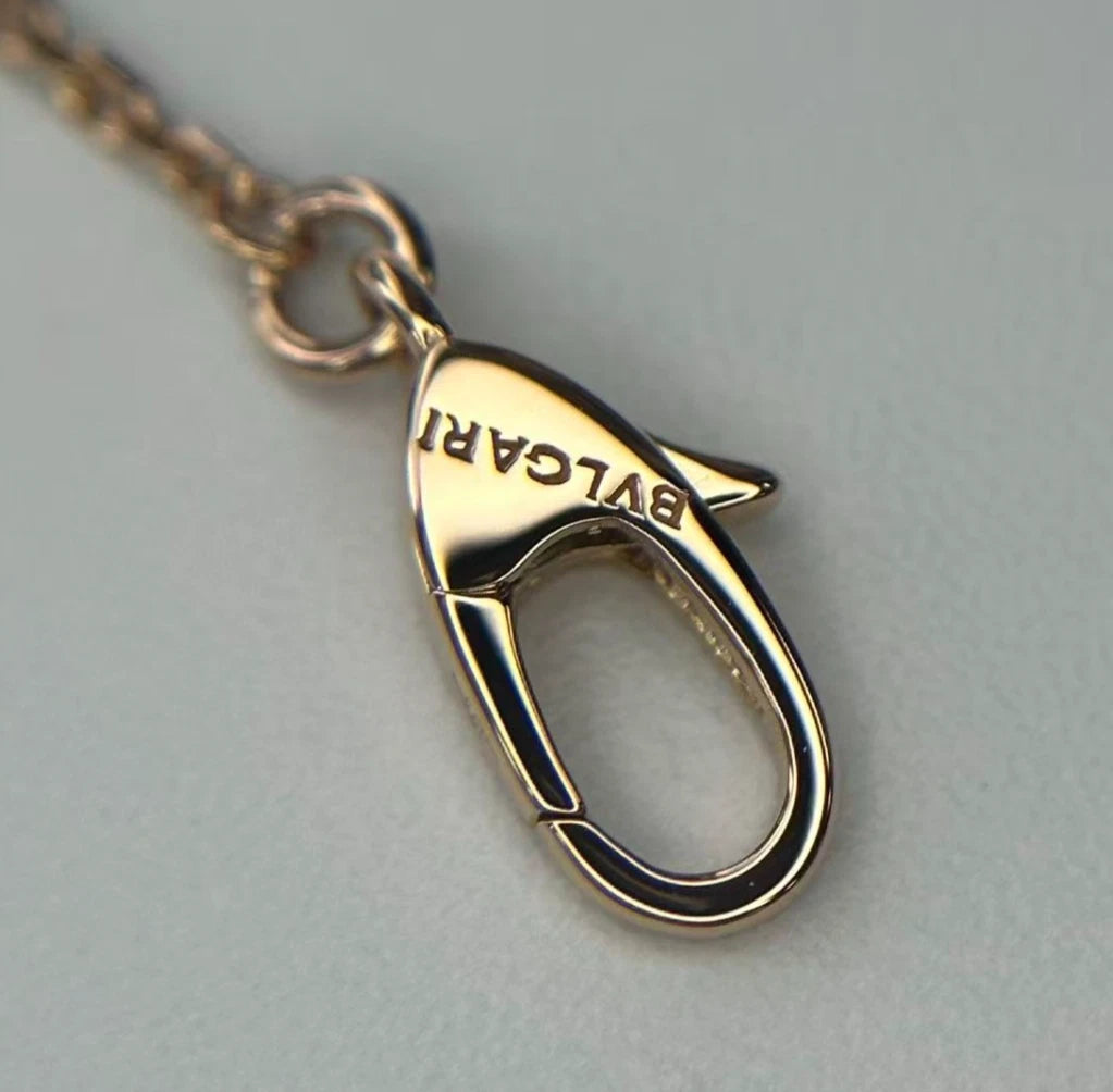 Authentic Bvlgari Divas' Dream Pendant Necklace 18K Rose Gold Carnelian Diamond
