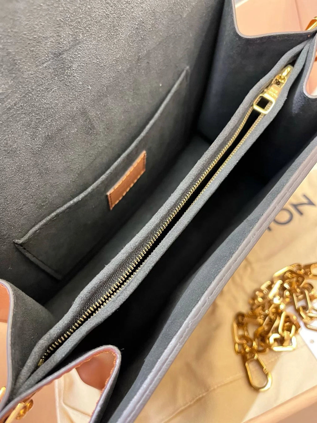 Louis Vuitton Dauphine MM Chain Shoulder Crossbody Brown Gold Women Classic