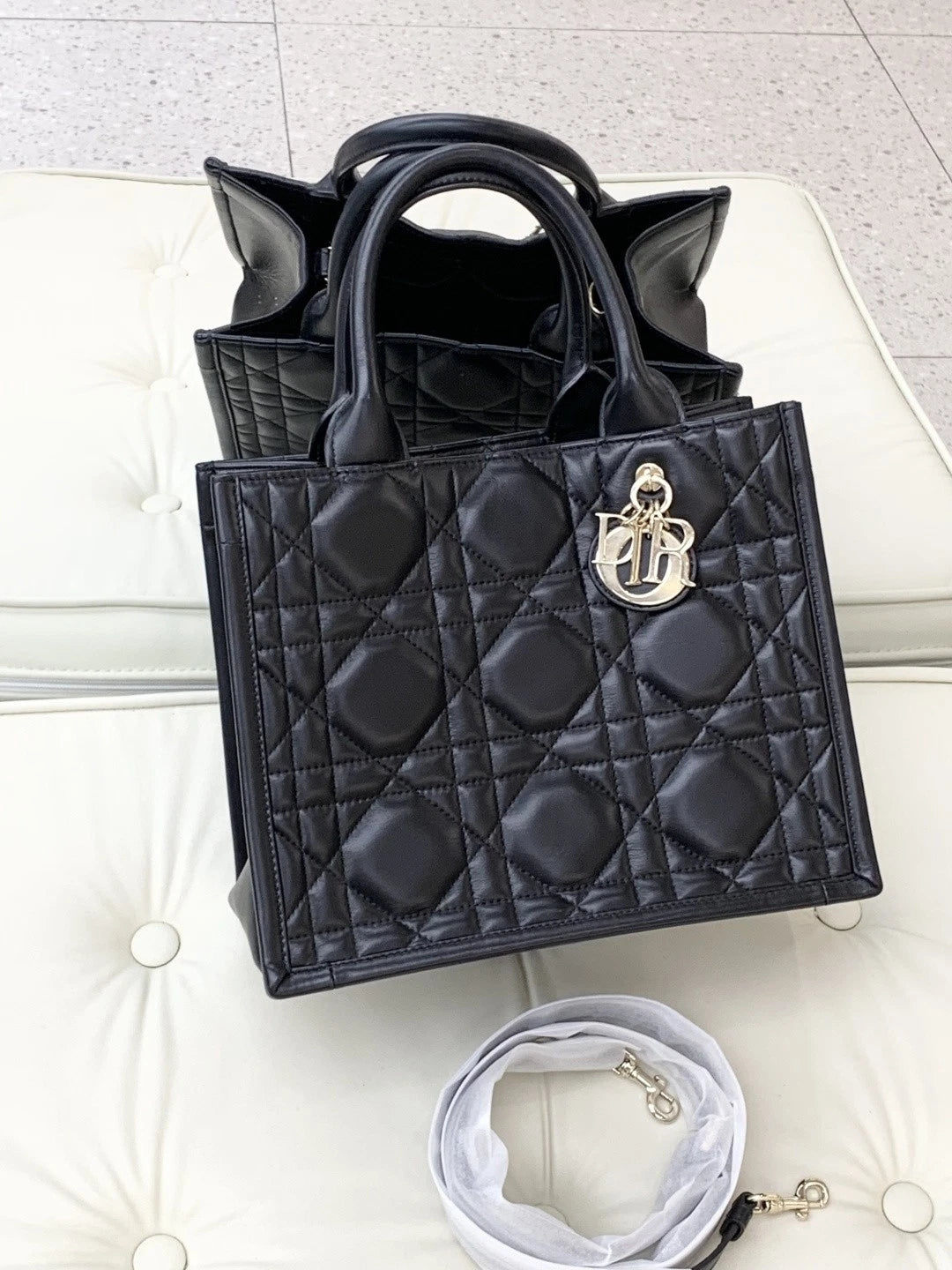 Dior Book Tote Crossbody Top Handle Excellent