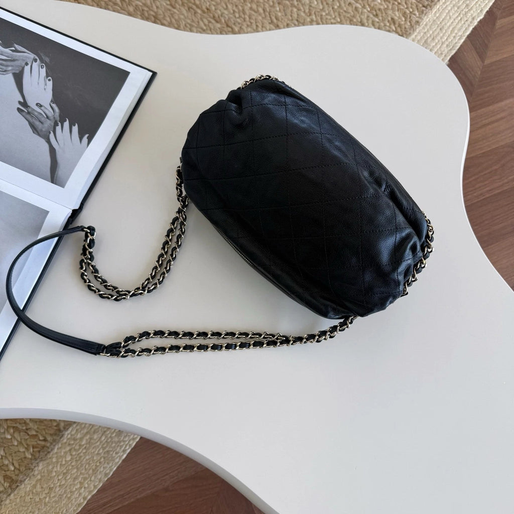 Chanel Calfskin Hobo Chain Shoulder Bag Black Gold Used Women Classic
