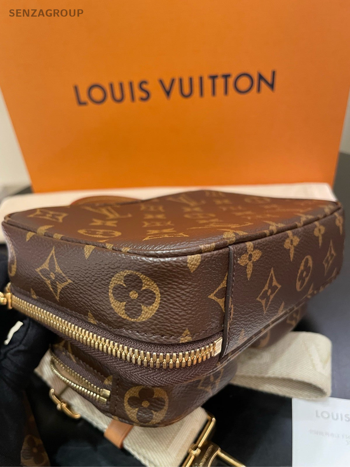 Louis Vuitton Utility Camera bag Monogram Top Handle 2way Crossbody bag