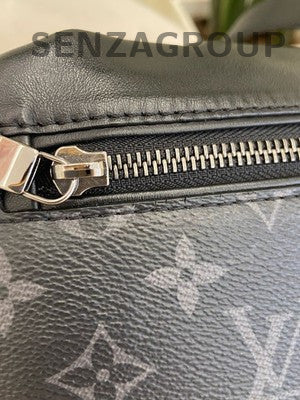 Louis Vuitton Discovery Men's Waist Bag Shoulder Bag Black Classic