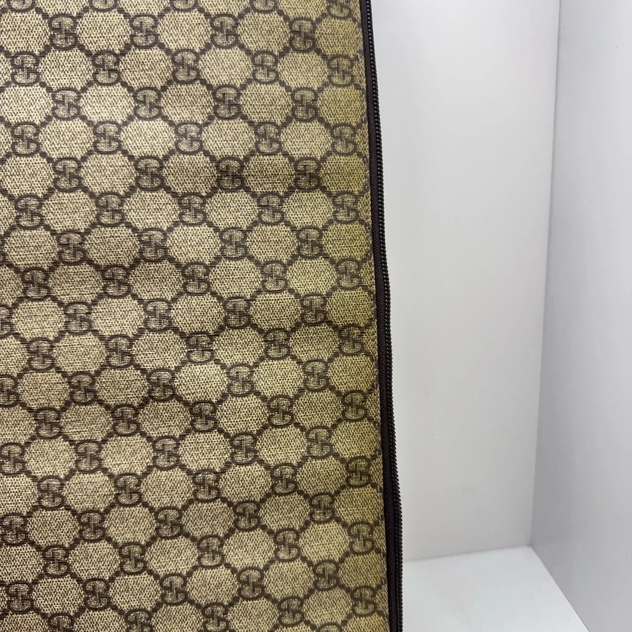 GUCCI Classic Monogram Large Canvas Clutch Bag For Women