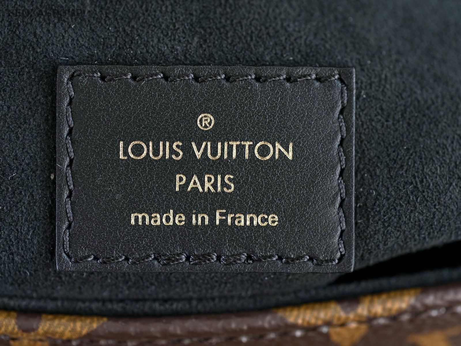 Louis Vuitton Monogram Locky BB Top handle handbag Crossbody almost Brand NEW