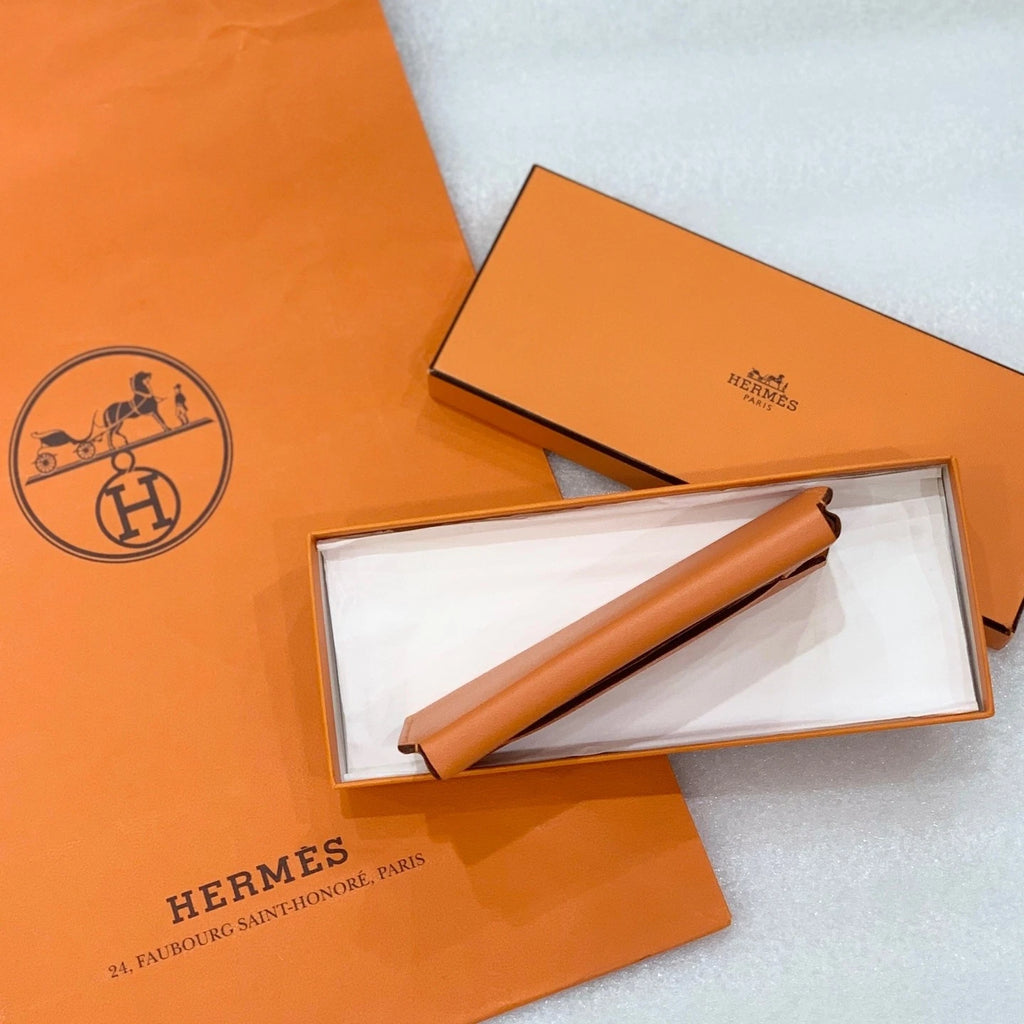 Hermes Leather Orange Multifunctiona<wbr/>l Coin Wallet For Women