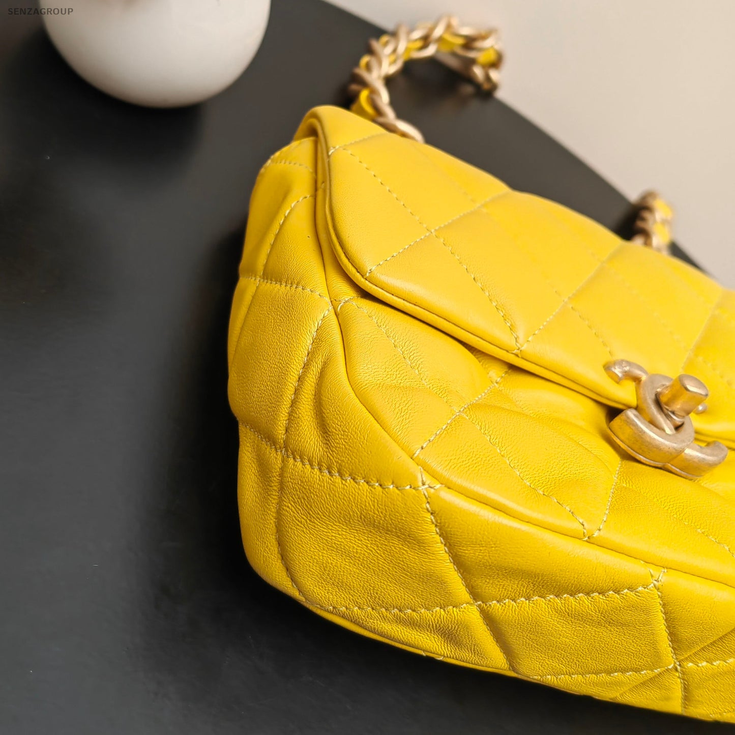 Chanel Classic Flap Quilted Chain Shoulder Bag Yellow Gold Hardware