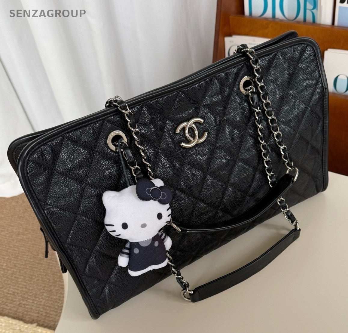 CHANEL Caviar Tote Diamond Pattern Chain Shoulder bag Black Silver Women Classic