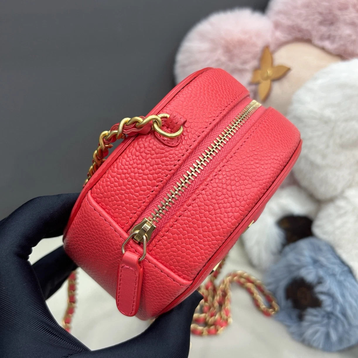 Chanel Diamond Round Bag Chain Crossbody Red Gold Women Classic